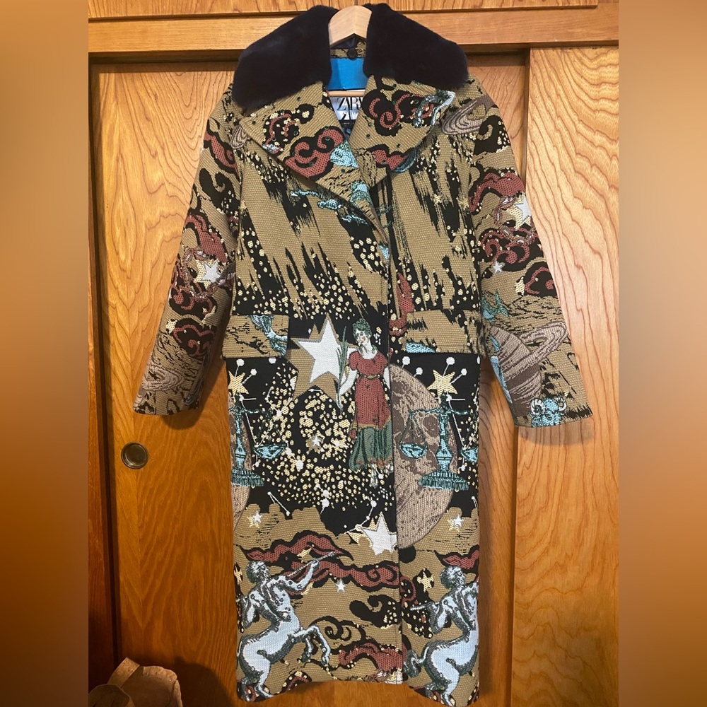 NWT Zara ATELIER Women's Cosmic Coat
Limited Edition XS/S